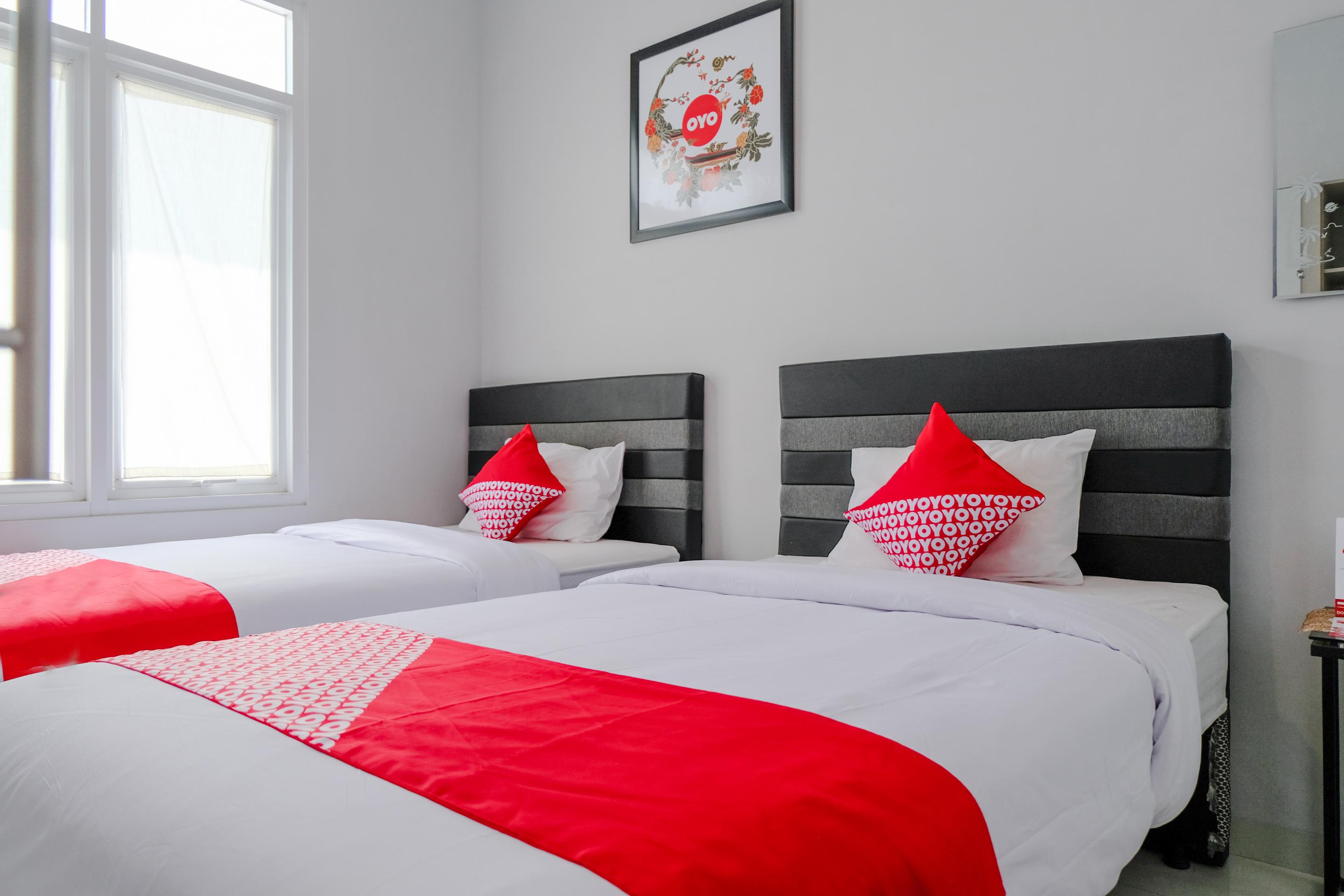 Super Oyo 995 Alice'S Homestay Syariah Jembel Εξωτερικό φωτογραφία