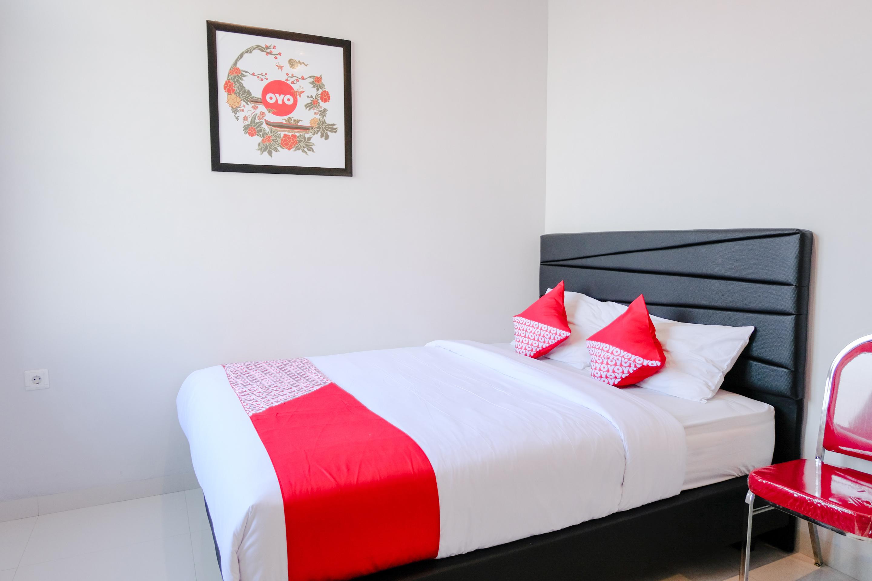 Super Oyo 995 Alice'S Homestay Syariah Jembel Εξωτερικό φωτογραφία
