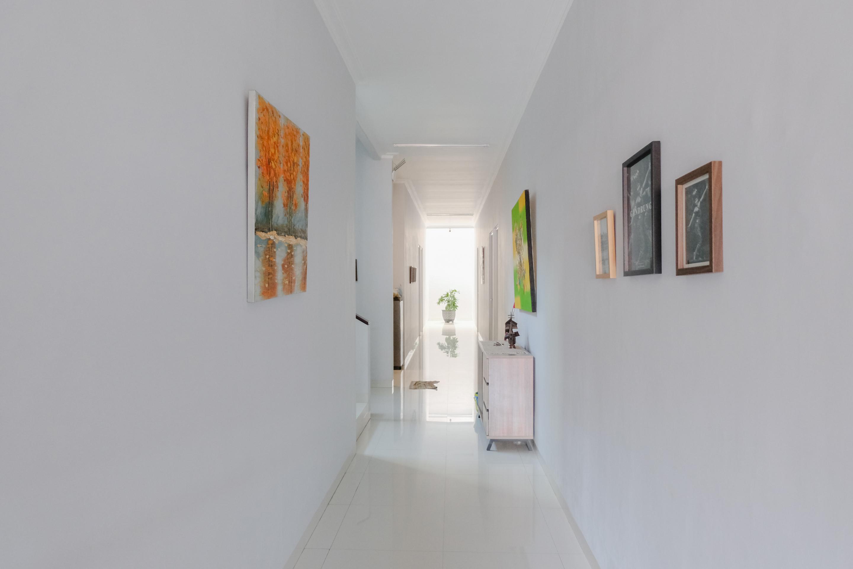 Super Oyo 995 Alice'S Homestay Syariah Jembel Εξωτερικό φωτογραφία